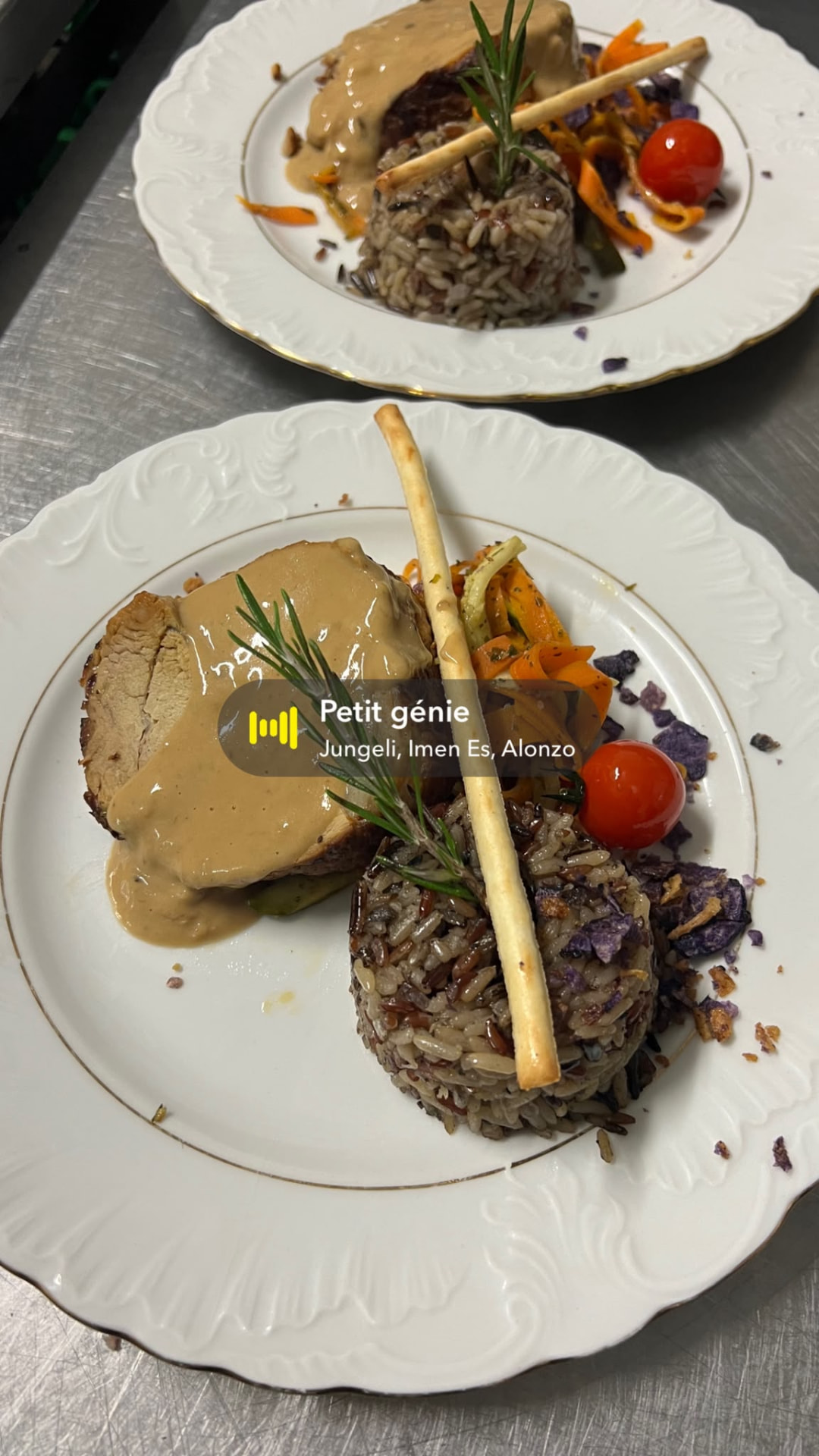 Rôti sauce crémeuse et riz sauvage